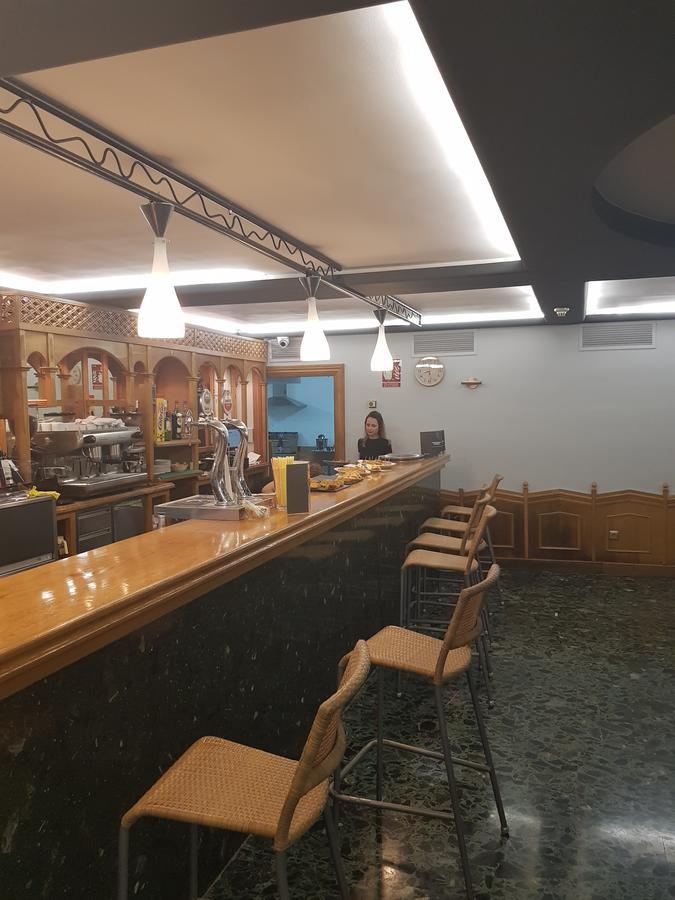 Hostal Ansonea Bera  ภายนอก รูปภาพ